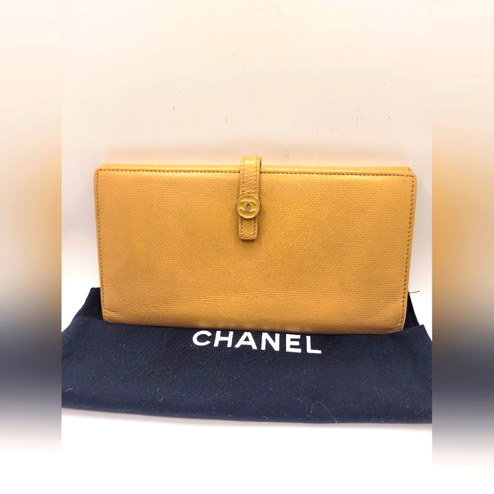 Chanel Coco Button Beige Gold Long Grained Wallet